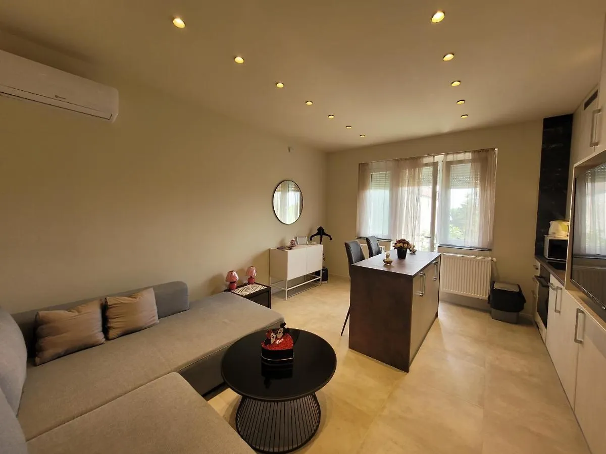 Lara II Apartman Debrecen