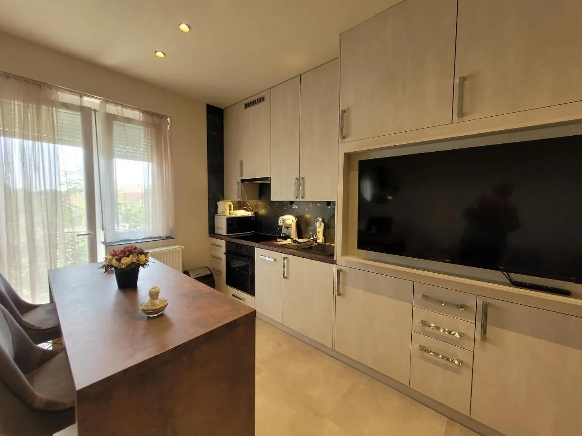 Lara II Apartman Debrecen 0*,  Magyarország